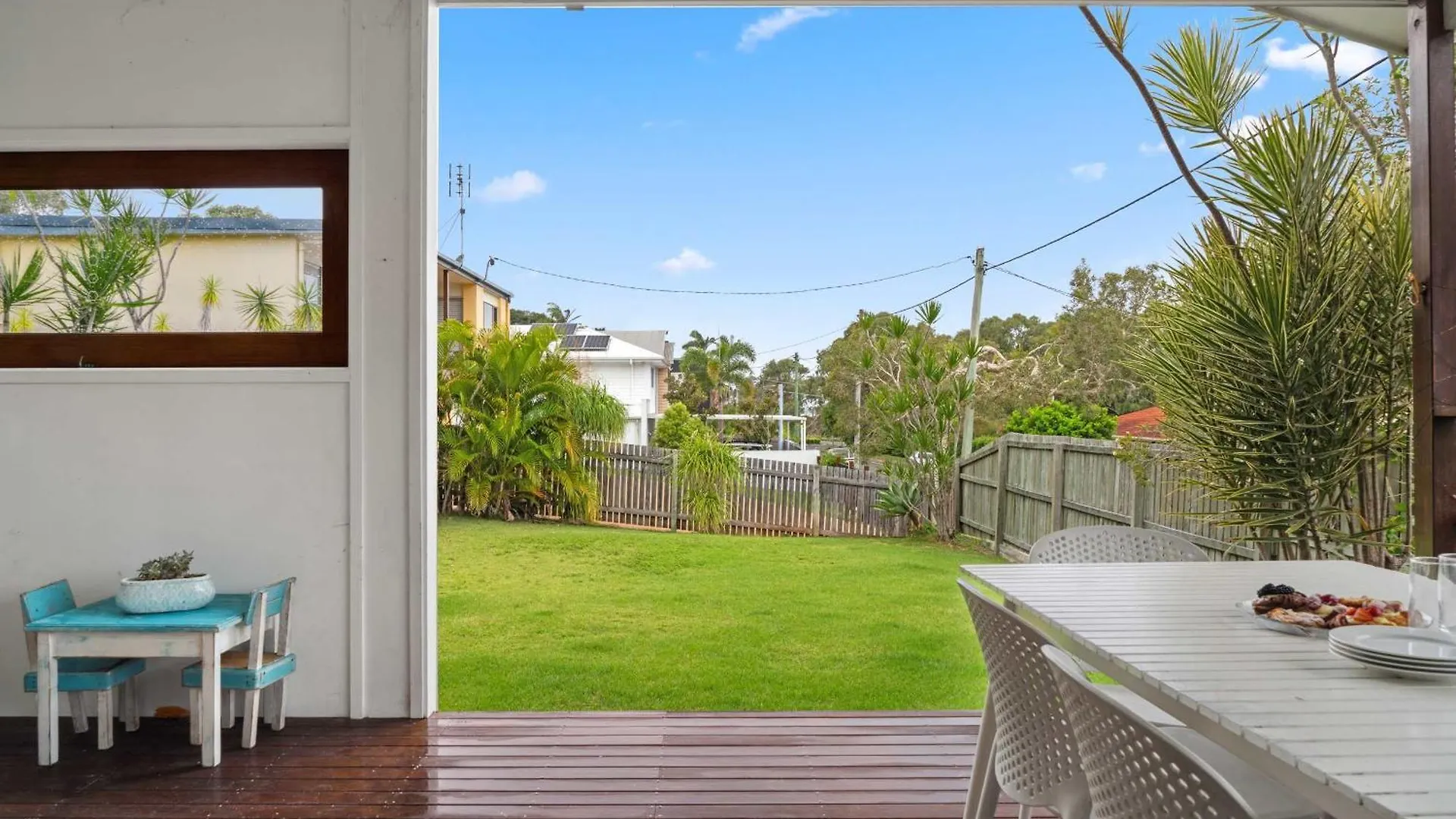 Holiday home Tooway Beach House Walk To Beach & Pet-Friendly Caloundra