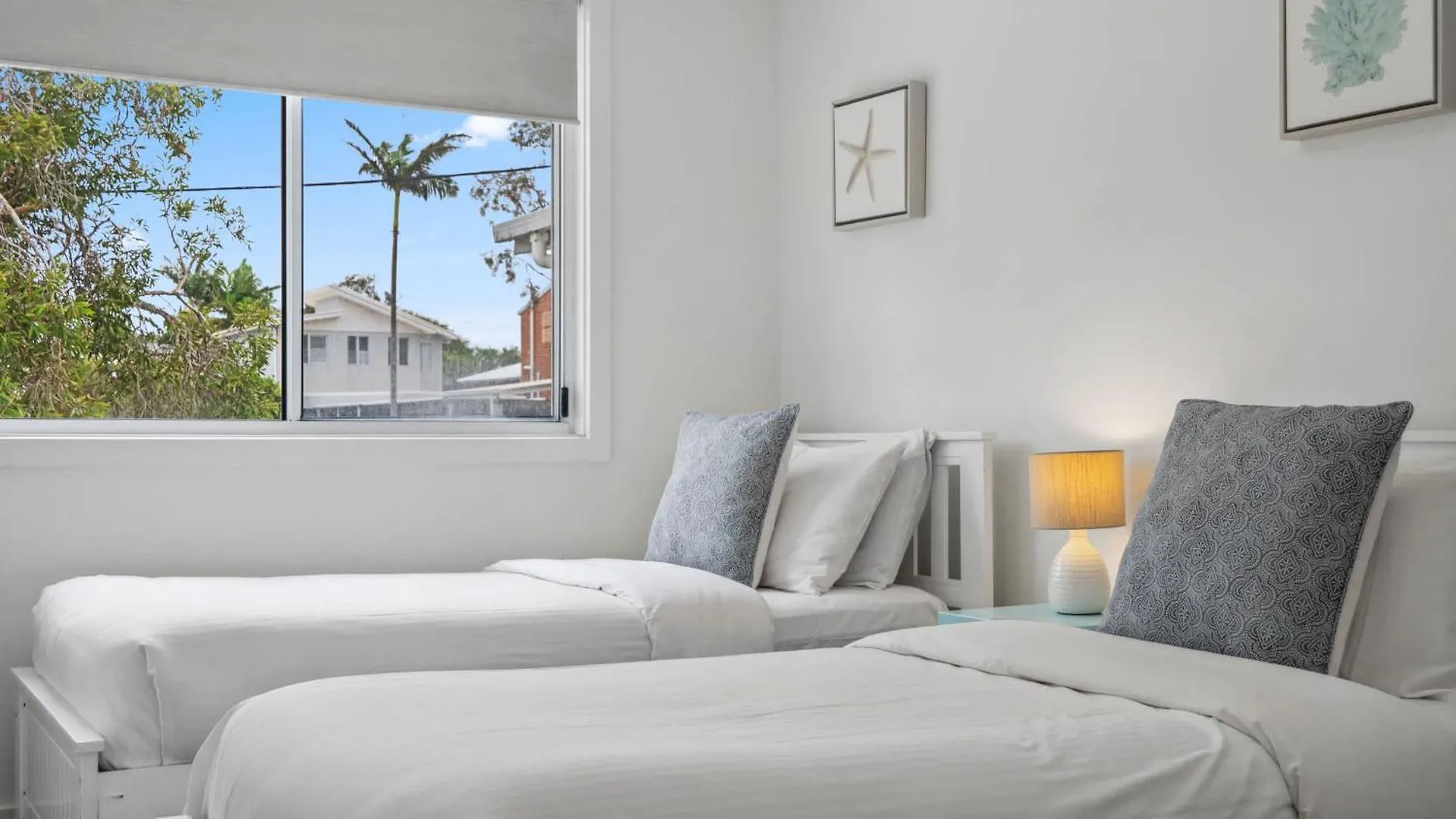 Tooway Beach House Walk To Beach & Pet-Friendly Caloundra Australia